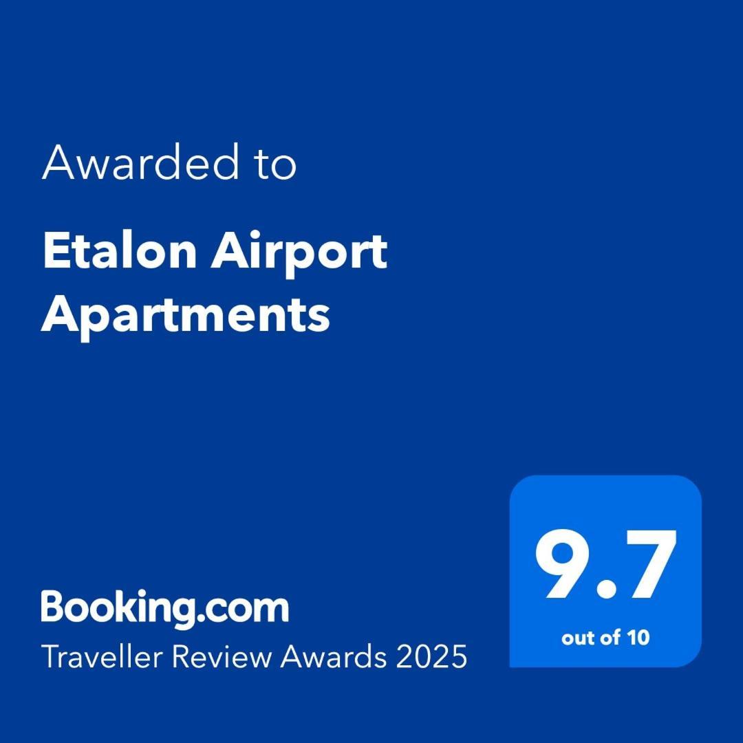 Etalon Airport Apartments โอโตเปนี ภายนอก รูปภาพ